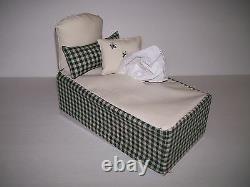 Bed Shaped Tissue Box Cover Green/Tan Check Handmade Complete with Pillows NWOT