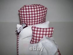 Bed Shaped Tissue Box Cover Red/White Check Handmade Complete with Pillows NWOT