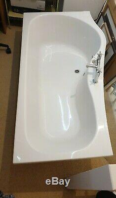 D Shaped Bath Complete Also inc/ Shower Screen BA13 WILTSHIRE Collect